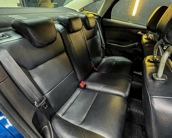 Синий Форд Фокус, объемом двигателя 1.6 л и пробегом 260 тыс. км за 7300 $, фото 20 на Automoto.ua