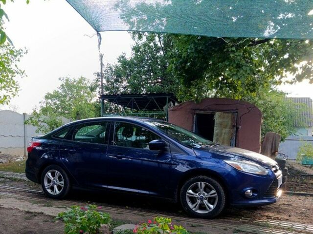 Синій Форд Фокус, об'ємом двигуна 2 л та пробігом 267 тис. км за 6800 $, фото 1 на Automoto.ua