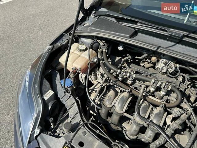 Синій Форд Фокус, об'ємом двигуна 1.6 л та пробігом 147 тис. км за 7799 $, фото 68 на Automoto.ua