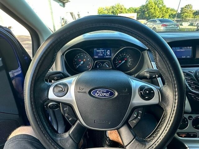 Синий Форд Фокус, объемом двигателя 2 л и пробегом 237 тыс. км за 6500 $, фото 7 на Automoto.ua
