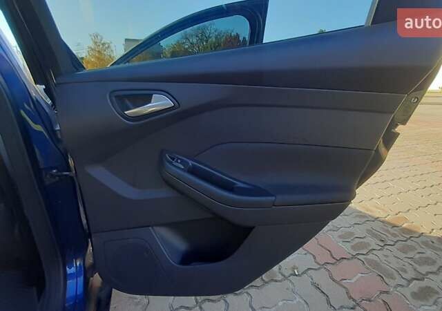 Форд Фокус 2012 у Обухове на Automoto.ua Синій Форд Фокус, об'ємом двигуна 1.6 л та пробігом 258 тис. км за 7200 $, фото 8 на Automoto.ua