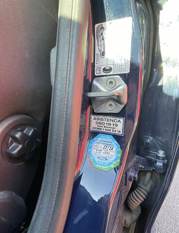 Синий Форд Фокус, объемом двигателя 2 л и пробегом 290 тыс. км за 8200 $, фото 8 на Automoto.ua