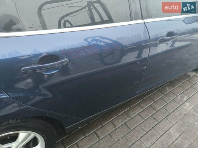 Синій Форд Фокус, об'ємом двигуна 1.6 л та пробігом 252 тис. км за 7000 $, фото 14 на Automoto.ua