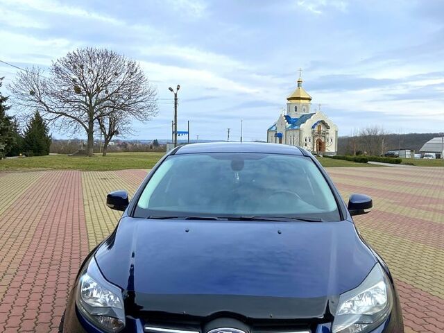 Синий Форд Фокус, объемом двигателя 1.6 л и пробегом 250 тыс. км за 6800 $, фото 8 на Automoto.ua