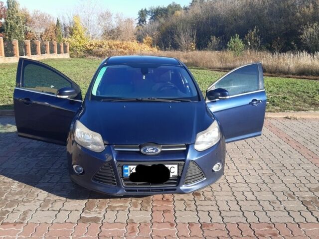 Синий Форд Фокус, объемом двигателя 1.6 л и пробегом 260 тыс. км за 6700 $, фото 2 на Automoto.ua