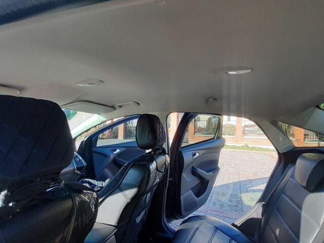 Синий Форд Фокус, объемом двигателя 1.6 л и пробегом 260 тыс. км за 6700 $, фото 14 на Automoto.ua