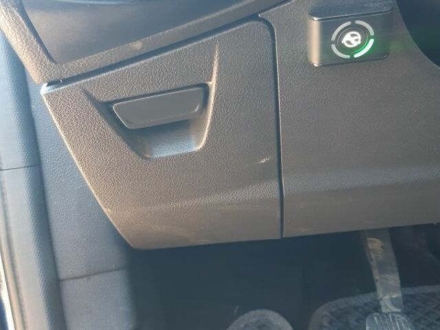 Синий Форд Фокус, объемом двигателя 1.6 л и пробегом 260 тыс. км за 6700 $, фото 19 на Automoto.ua