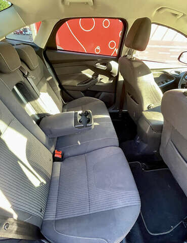 Синий Форд Фокус, объемом двигателя 2 л и пробегом 290 тыс. км за 8200 $, фото 7 на Automoto.ua