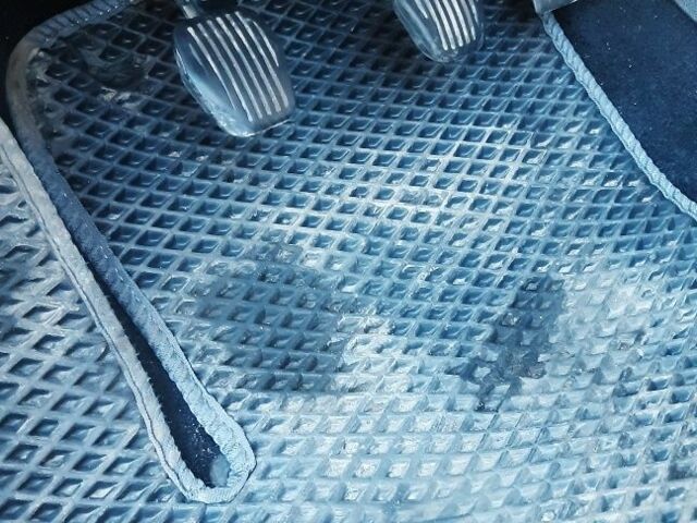 Синий Форд Фокус, объемом двигателя 1.6 л и пробегом 260 тыс. км за 6700 $, фото 16 на Automoto.ua