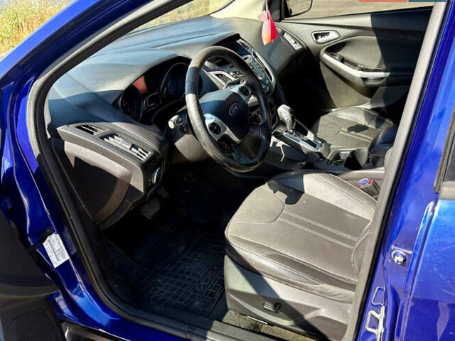 Синій Форд Фокус, об'ємом двигуна 2 л та пробігом 181 тис. км за 6999 $, фото 2 на Automoto.ua