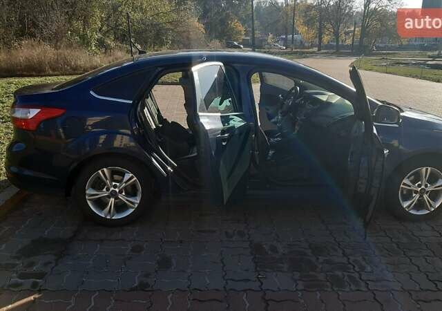 Форд Фокус 2012 у Обухове на Automoto.ua Синій Форд Фокус, об'ємом двигуна 1.6 л та пробігом 258 тис. км за 7200 $, фото 1 на Automoto.ua