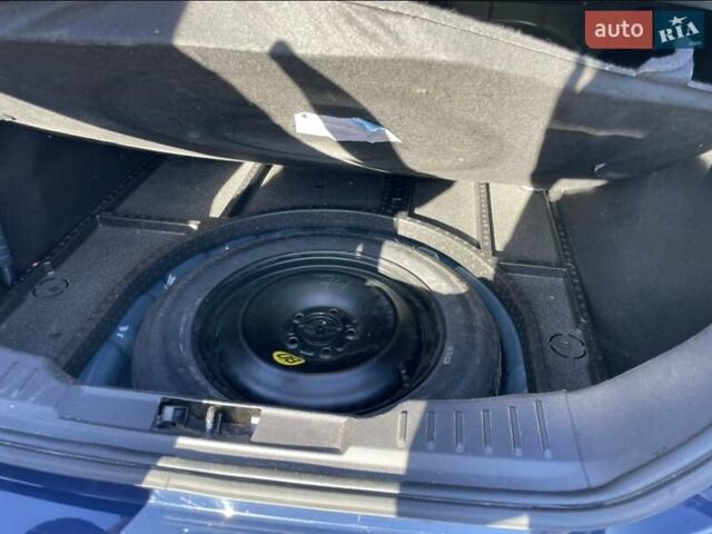 Синий Форд Фокус, объемом двигателя 2 л и пробегом 290 тыс. км за 8200 $, фото 3 на Automoto.ua