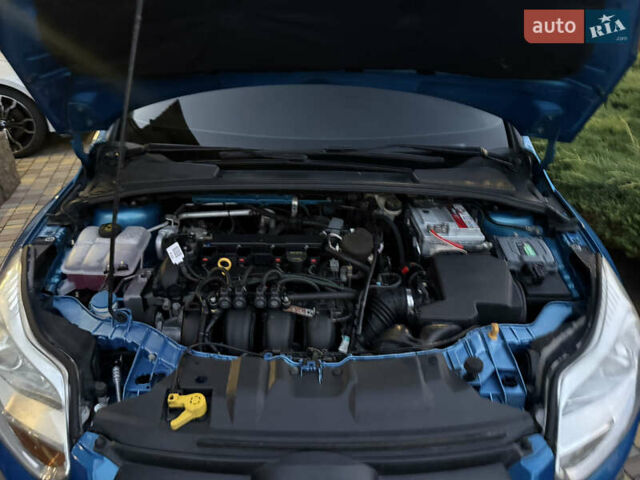 Синий Форд Фокус, объемом двигателя 2 л и пробегом 147 тыс. км за 7600 $, фото 7 на Automoto.ua