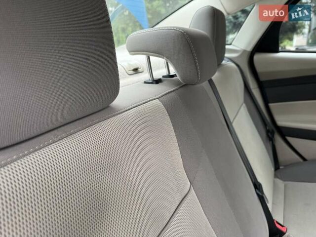 Синий Форд Фокус, объемом двигателя 2 л и пробегом 90 тыс. км за 6800 $, фото 42 на Automoto.ua