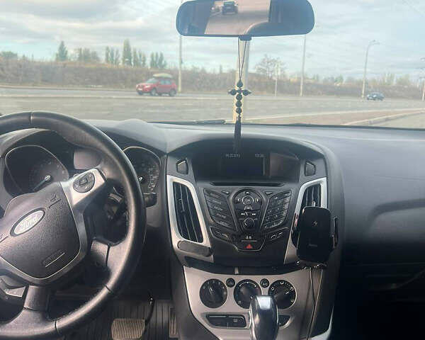 Синий Форд Фокус, объемом двигателя 2 л и пробегом 232 тыс. км за 7999 $, фото 9 на Automoto.ua