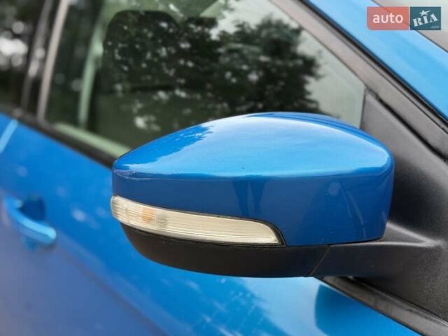 Синий Форд Фокус, объемом двигателя 2 л и пробегом 90 тыс. км за 6800 $, фото 8 на Automoto.ua