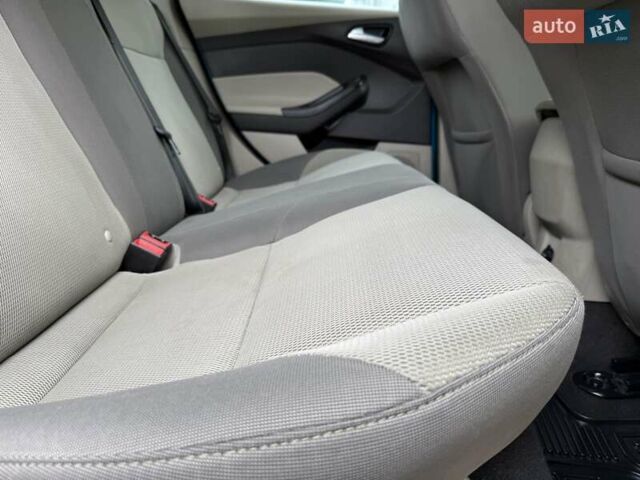 Синий Форд Фокус, объемом двигателя 2 л и пробегом 90 тыс. км за 6800 $, фото 40 на Automoto.ua