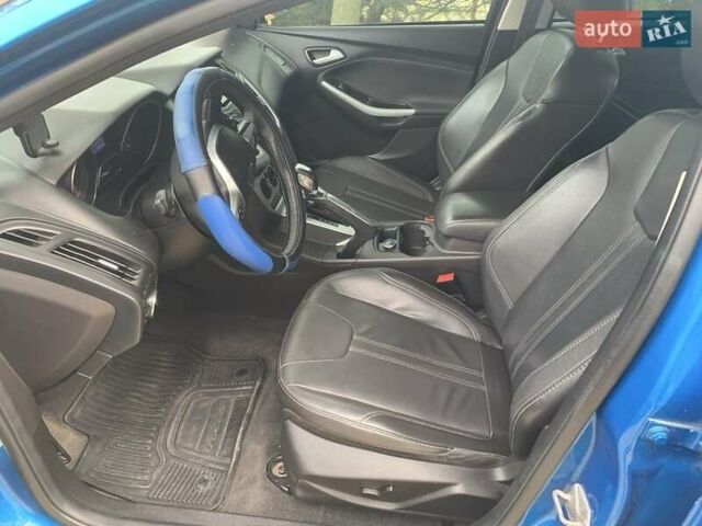 Форд Фокус 2013 у Чорноморську (Іллічівську) на Automoto.ua Синій Форд Фокус, об'ємом двигуна 2 л та пробігом 158 тис. км за 7000 $, фото 4 на Automoto.ua