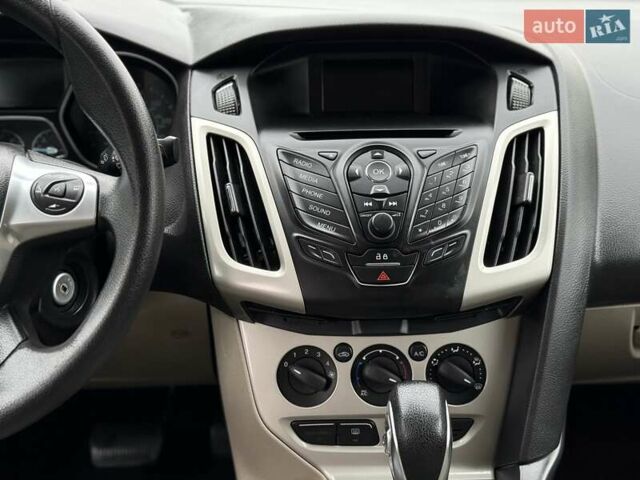Синий Форд Фокус, объемом двигателя 2 л и пробегом 90 тыс. км за 6800 $, фото 55 на Automoto.ua