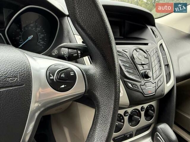 Синий Форд Фокус, объемом двигателя 2 л и пробегом 90 тыс. км за 6800 $, фото 59 на Automoto.ua