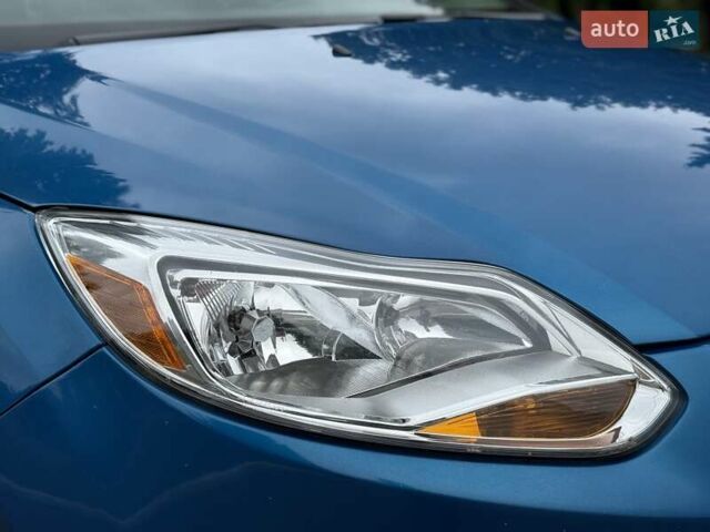 Синий Форд Фокус, объемом двигателя 2 л и пробегом 90 тыс. км за 6800 $, фото 5 на Automoto.ua