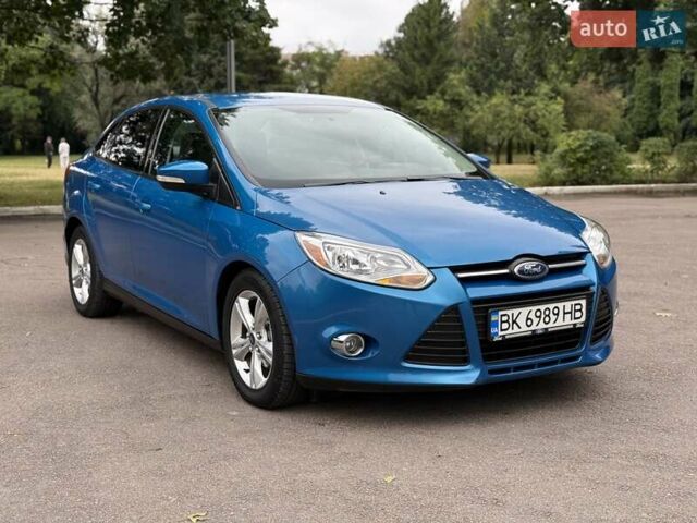 Синий Форд Фокус, объемом двигателя 2 л и пробегом 90 тыс. км за 6800 $, фото 1 на Automoto.ua