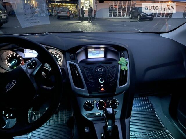 Синий Форд Фокус, объемом двигателя 2 л и пробегом 90 тыс. км за 7300 $, фото 6 на Automoto.ua