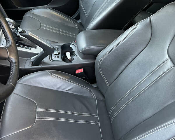 Синий Форд Фокус, объемом двигателя 2 л и пробегом 122 тыс. км за 7800 $, фото 6 на Automoto.ua