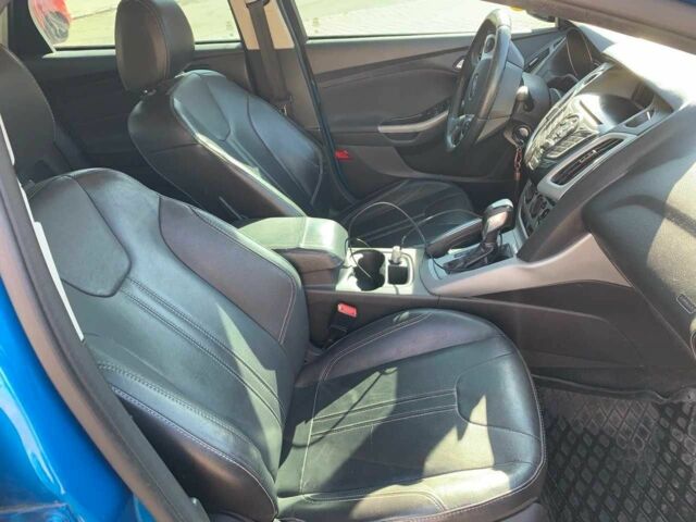 Синій Форд Фокус, об'ємом двигуна 2 л та пробігом 257 тис. км за 6750 $, фото 9 на Automoto.ua