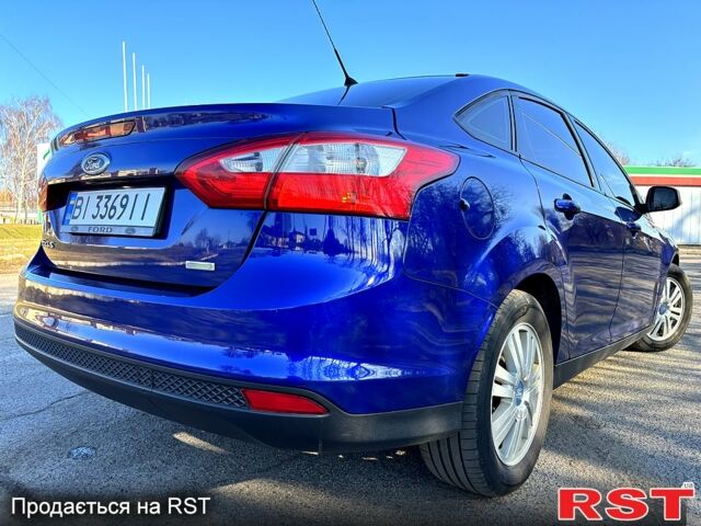 Синій Форд Фокус, об'ємом двигуна 1 л та пробігом 180 тис. км за 6500 $, фото 7 на Automoto.ua