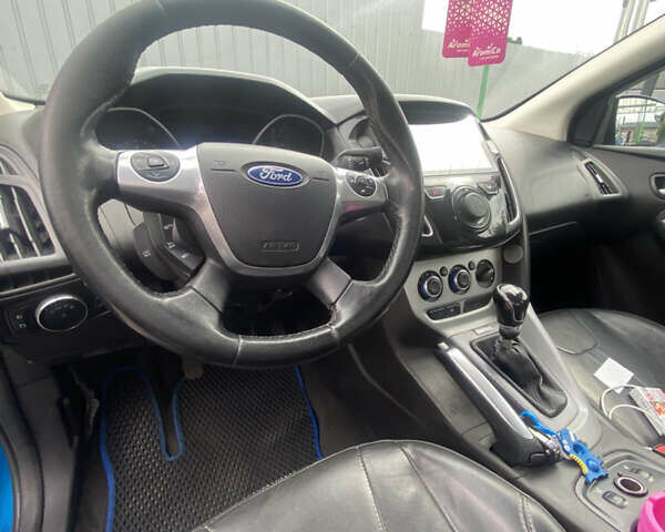 Форд Фокус 2013 в Киеве на Automoto.ua Синий Форд Фокус, объемом двигателя 2 л и пробегом 299 тыс. км за 6700 $, фото 4 на Automoto.ua