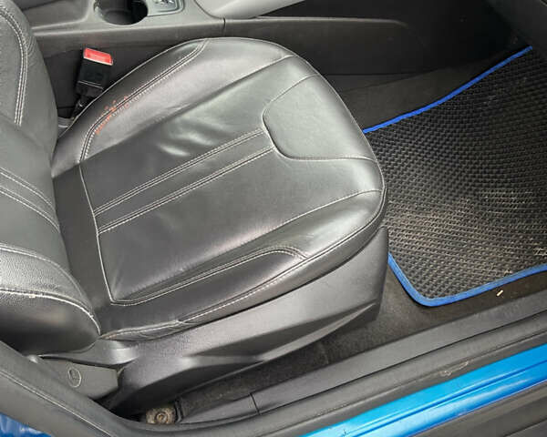 Синій Форд Фокус, об'ємом двигуна 2 л та пробігом 304 тис. км за 6500 $, фото 20 на Automoto.ua