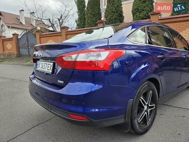 Синій Форд Фокус, об'ємом двигуна 1 л та пробігом 176 тис. км за 7300 $, фото 13 на Automoto.ua