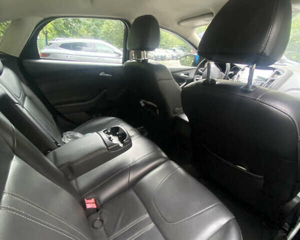 Форд Фокус 2013 в Киеве на Automoto.ua Синий Форд Фокус, объемом двигателя 2 л и пробегом 299 тыс. км за 6700 $, фото 7 на Automoto.ua