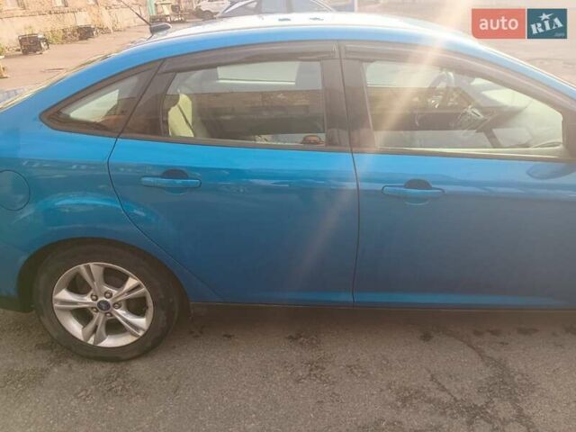 Синий Форд Фокус, объемом двигателя 2 л и пробегом 136 тыс. км за 6300 $, фото 6 на Automoto.ua