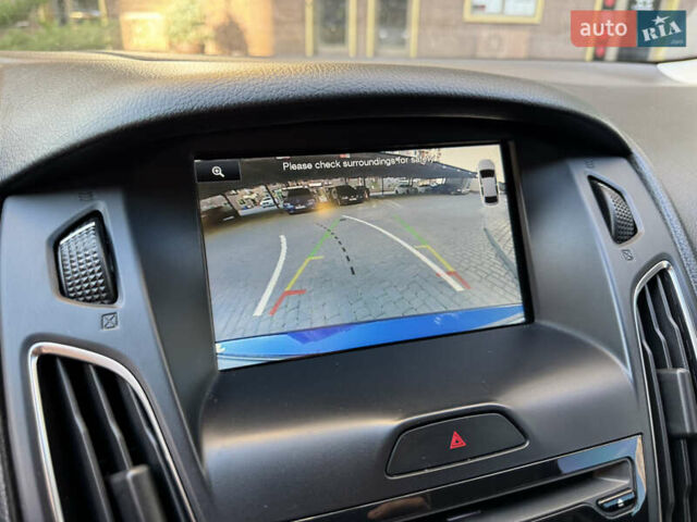 Форд Фокус 2015 у Одесі на Automoto.ua Синій Форд Фокус, об'ємом двигуна 2 л та пробігом 162 тис. км за 11500 $, фото 19 на Automoto.ua