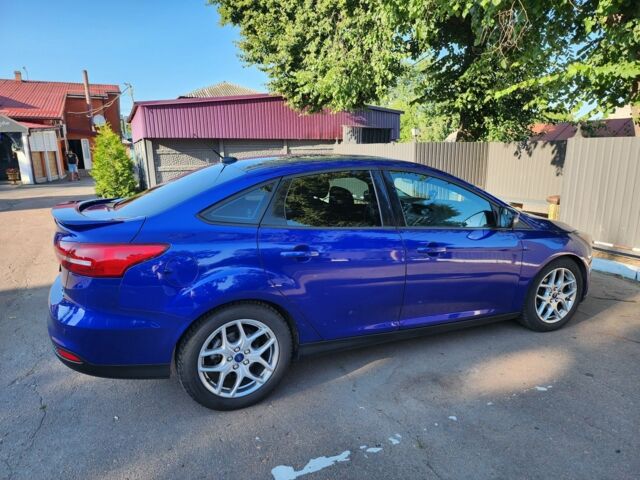 Синій Форд Фокус, об'ємом двигуна 2 л та пробігом 94 тис. км за 8500 $, фото 3 на Automoto.ua