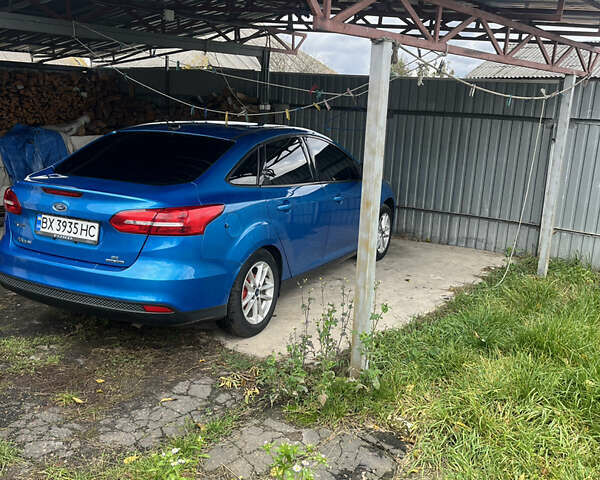 Синий Форд Фокус, объемом двигателя 2 л и пробегом 161 тыс. км за 7500 $, фото 2 на Automoto.ua