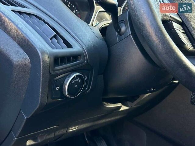 Синий Форд Фокус, объемом двигателя 1 л и пробегом 163 тыс. км за 8490 $, фото 28 на Automoto.ua