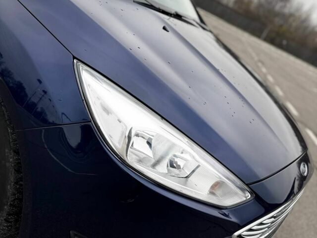 Синий Форд Фокус, объемом двигателя 0 л и пробегом 112 тыс. км за 9000 $, фото 2 на Automoto.ua