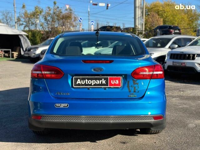 Синій Форд Фокус, об'ємом двигуна 1 л та пробігом 163 тис. км за 8490 $, фото 6 на Automoto.ua