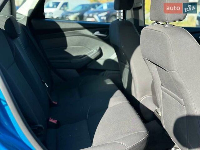 Синий Форд Фокус, объемом двигателя 1 л и пробегом 163 тыс. км за 8490 $, фото 17 на Automoto.ua