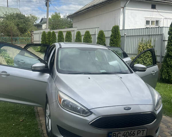 Синій Форд Фокус, об'ємом двигуна 2 л та пробігом 298 тис. км за 6500 $, фото 4 на Automoto.ua