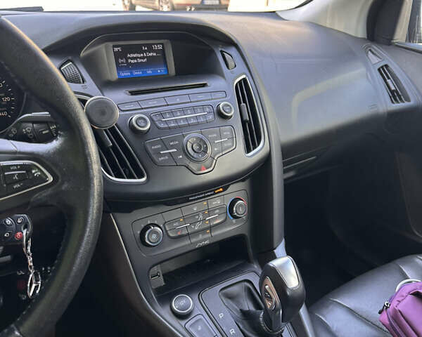 Синий Форд Фокус, объемом двигателя 2 л и пробегом 123 тыс. км за 8500 $, фото 7 на Automoto.ua