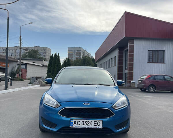 Синий Форд Фокус, объемом двигателя 2 л и пробегом 230 тыс. км за 7000 $, фото 1 на Automoto.ua