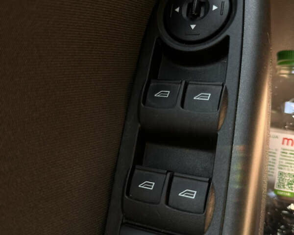 Синий Форд Фокус, объемом двигателя 2 л и пробегом 123 тыс. км за 8500 $, фото 15 на Automoto.ua