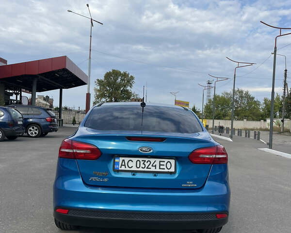 Синий Форд Фокус, объемом двигателя 2 л и пробегом 230 тыс. км за 7000 $, фото 5 на Automoto.ua