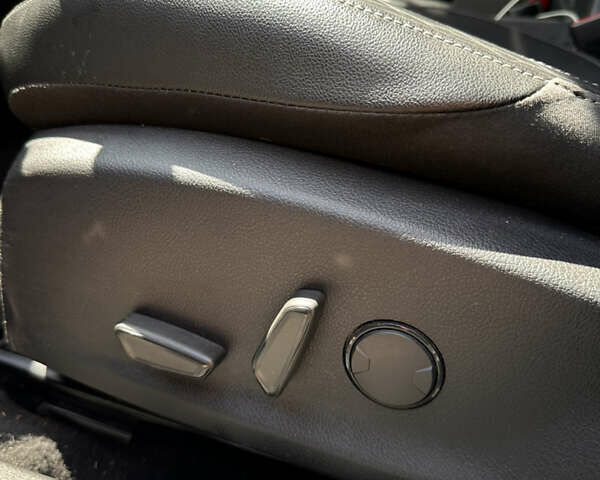 Синий Форд Фокус, объемом двигателя 2 л и пробегом 123 тыс. км за 8500 $, фото 33 на Automoto.ua