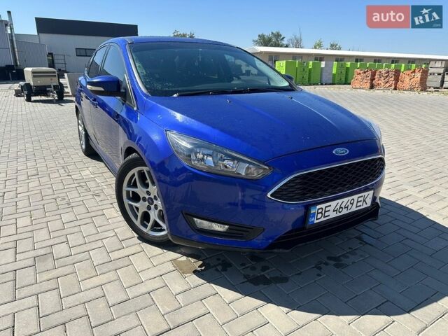 Синий Форд Фокус, объемом двигателя 2 л и пробегом 240 тыс. км за 8000 $, фото 2 на Automoto.ua