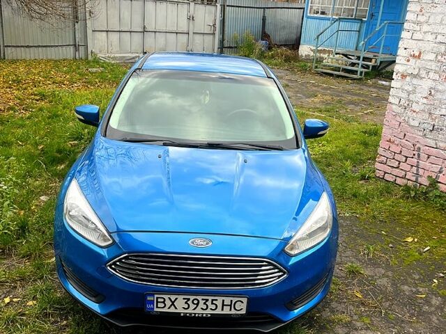 Синій Форд Фокус, об'ємом двигуна 2 л та пробігом 167 тис. км за 8000 $, фото 4 на Automoto.ua